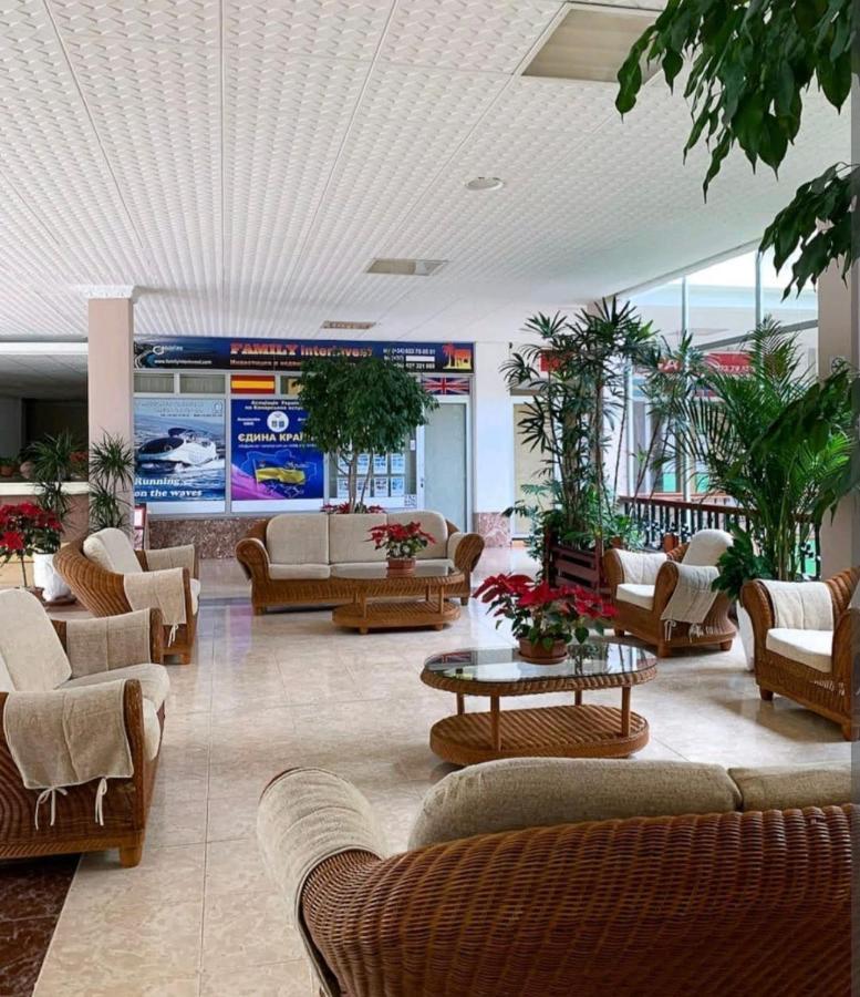 Holidays In Playa De Las Americas Arona  Exterior photo