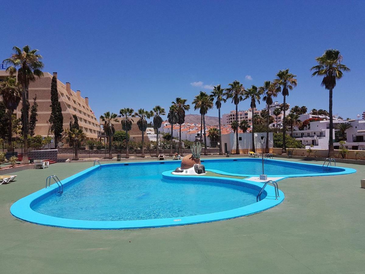 Holidays In Playa De Las Americas Arona  Exterior photo